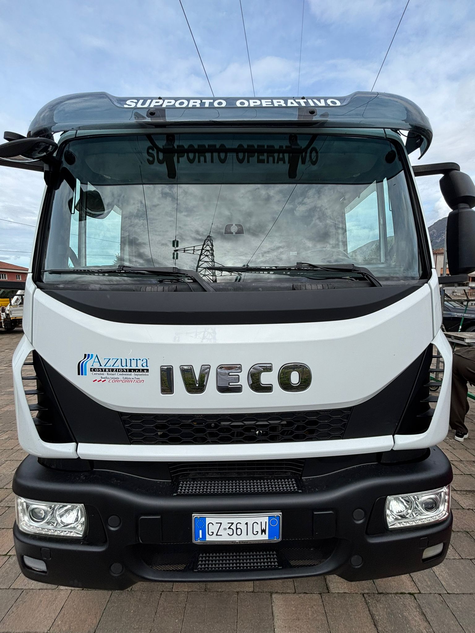Nuovo mezzo Azzurra Costruzioni
